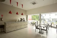 Regency Way Montevideo Hotel