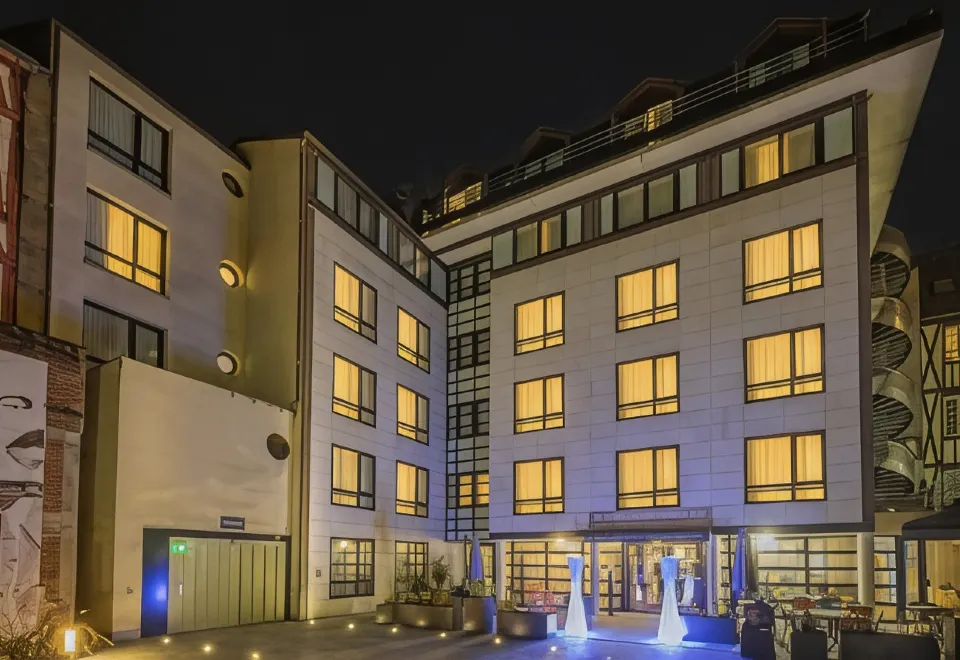 Rouen’s Renaissance: A Guide to the City’s Most Historic and Luxurious Hotels