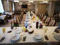 Hotel Poarta Transilvaniei - breakfast