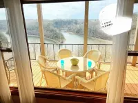Sunset Ridge-Sleeps 16-Panoramic Lake Cumberland Views-3 Decks-Jamestown Marina
