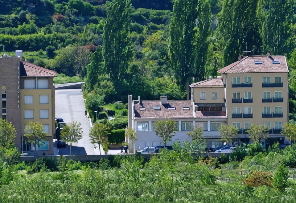 hotel overview picture