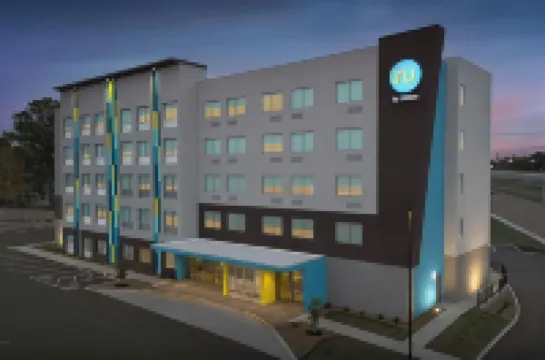 Tru by Hilton Jackson