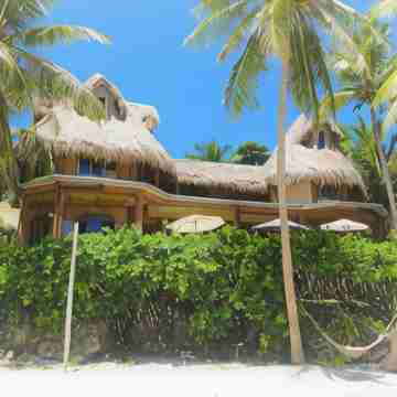 Villa Marmarine Beach Resort & Restaurant Hotel Exterior