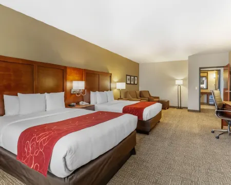 Comfort Suites Glendale - State Farm Stadium Area Hotels in Glendale