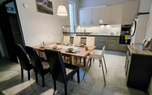 Corvin Point Rooms and Apartments - Pensions