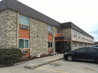 Island Inn Hotels near Super Saver, Five Points in Grand Island