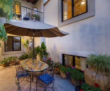 Pied à Terre at Casitas Aparicio Отели рядом с достопримечательностью «Parroquia de San Miguel Arcangel»