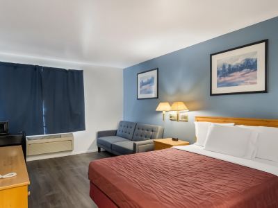 Rodeway Inn & Suites Sidney Historic Downtown I-80