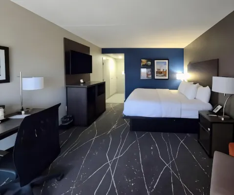 Comfort Inn Boston Milford Hotels in Milford