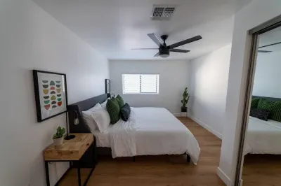 The Grove on Main, Casita with Oversized Patio Hotels near Rio Verde RV Park