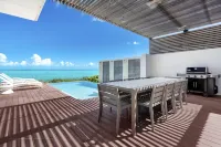 Long Bay Beach Club - Villas
