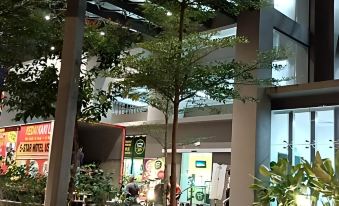 Legasi Kampung Baru Guest House by Rumahrehat