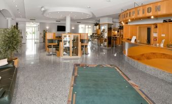 Fairway Hotel