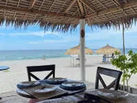 Club Monet Beachfront Resort by Cocotel Hotels in Cabangan