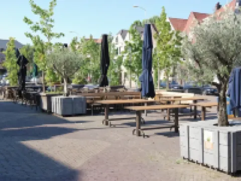 ホテル ラレーヌ アイントホーフェンのホテル