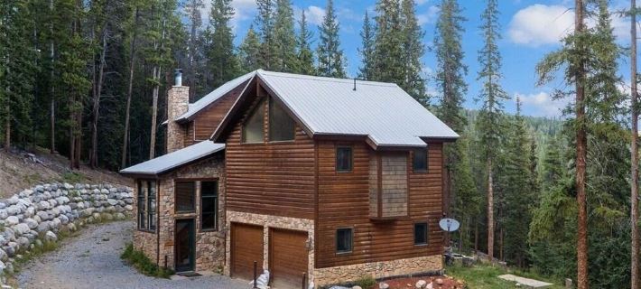 The Lodge at Spruce Hill - Mountain views, hot tub, just south of Breckenridge! Hotels in Park County