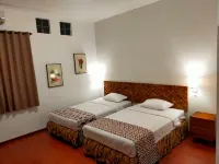 Hotel Puri Laras Các khách sạn ở Kebumen