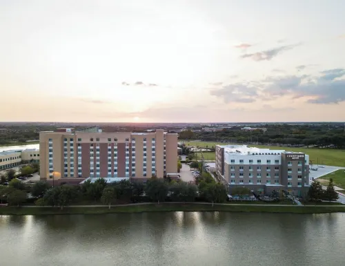 Courtyard Houston Sugar Land/Lake Pointe Hotels in Sugar Land