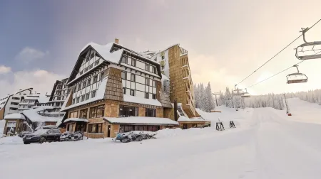 Grey Hotel Kopaonik