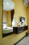 Front One Inn Malang Hotel dekat Politeknik Unisma Malang (POLISMA)