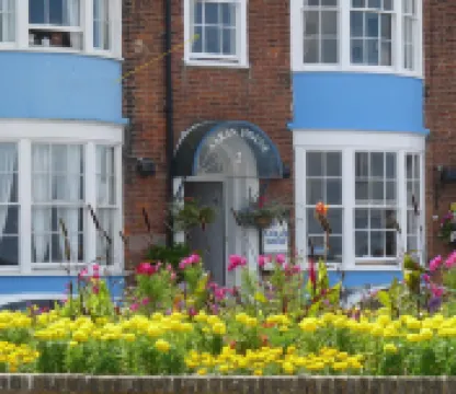 Aaran Guesthouse