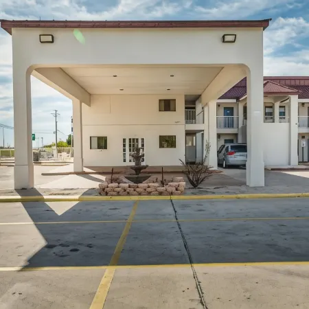 Motel 6 San Marcos, TX - North