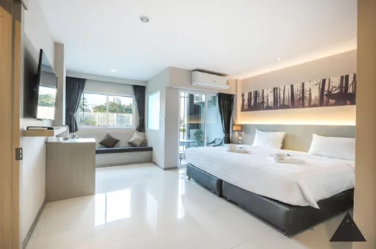 ห้องสำหรับครอบครัวพร้อมวิวสระว่ายน้ำ