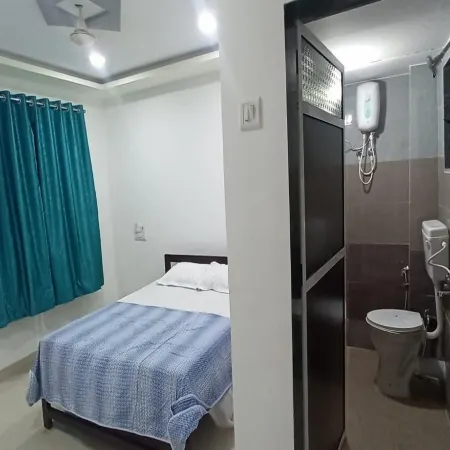 Starlight Resort Отели рядом с достопримечательностью «Алибаг Бич»