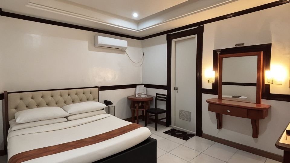 Golden Palace Hotel