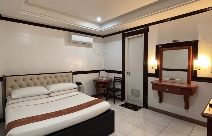 Golden Palace Hotel