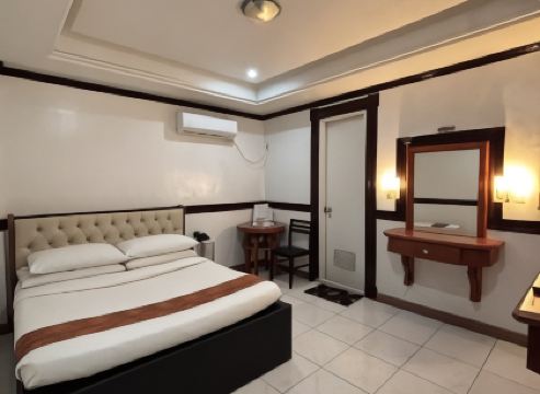 Golden Palace Hotel