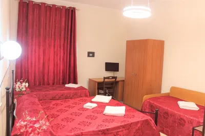 ユーロルームズ のホテル