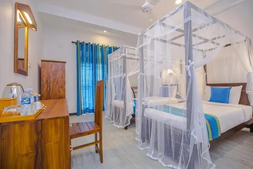 Wavelength Hotel & Wellness Center - อ่างจากุชชี่