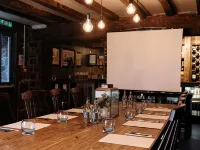 Old Court House Inn - Beach