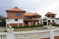 Odo So Royal Hotel Hotels near Presbyterian Church of Ghana, Monninger Congregation Akosombo