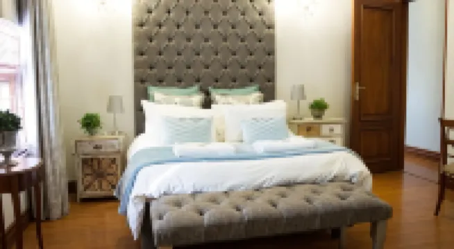 Candlewoods Guesthouse