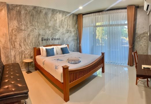 허그 사콘나콘의 아침 식사 사진