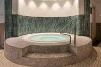 Hilton Glasgow - Hot Tub
