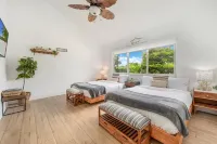 Two homes: 13BR Heated Pool, Golf & Sport Park L53 Hotel a Kendall