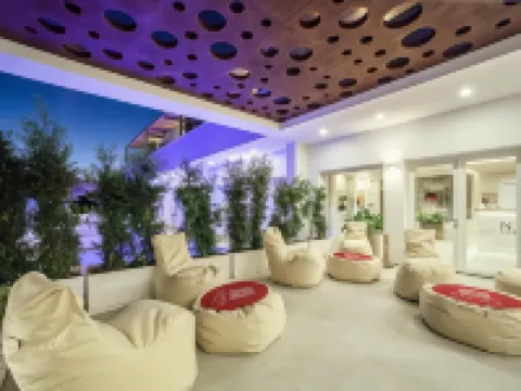 Noha Lifestyle Hotel - Adults Only プーラのホテル