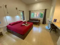 JJ Beach Resort & JJ Seafood Hotels in 
