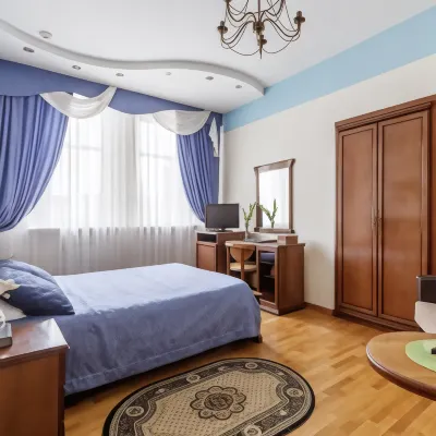 Hotel Platan
