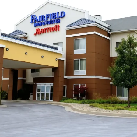 Fairfield Inn & Suites Fairmont