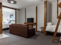 Mount Mee Country Lodge Hotels in Caboolture