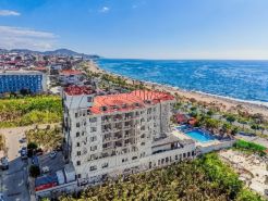 Sey Beach Hotel & Spa