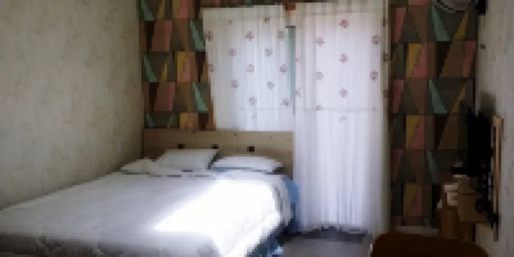 Yeongwol Nature Irang Camp Pension