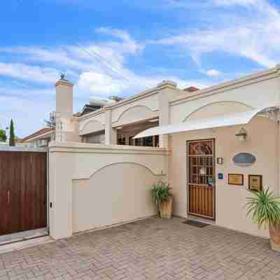 Arum Guest House Hotel Exterior