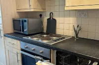 City Centre Luxury Stay! Minutes away from Train Station