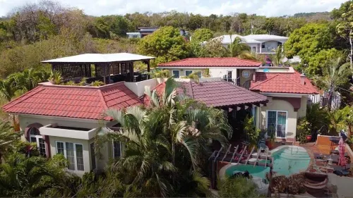 SILVER SAND ESTATE 5br 5.5ba Villa /.1 mi  walk to Beach/PRIVATE CHEF & POOL Hotels in Duncans