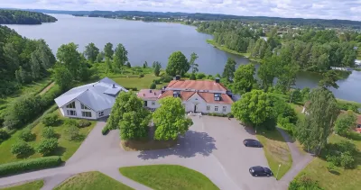 Liljeholmen Herrgård Hostel Отели в г. 